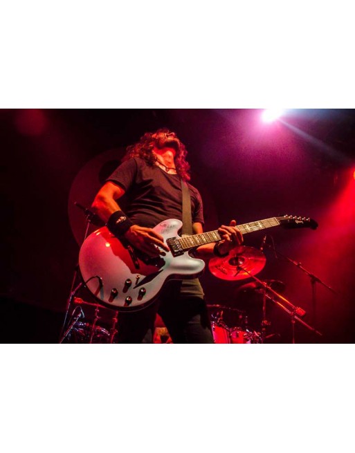 Jay Apperley of UK Foo Fighters