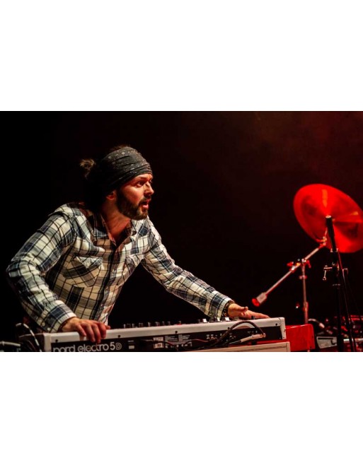 Nick Wight of UK Foo Fighters