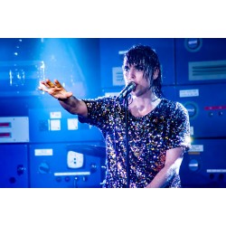 Luke Spiller of The Struts